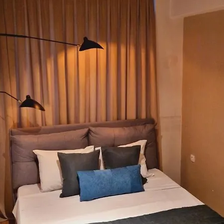 Flat 9 Apartamento Escópia